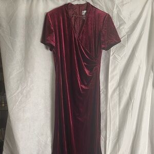 Elegant Burgundy Velvet Dress